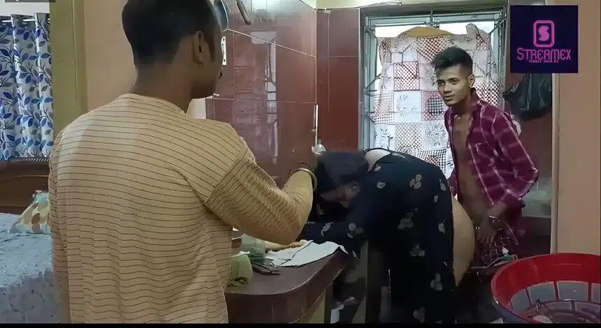 Family Sex 2022 Streamex Hindi Hot Uncut Porn Video